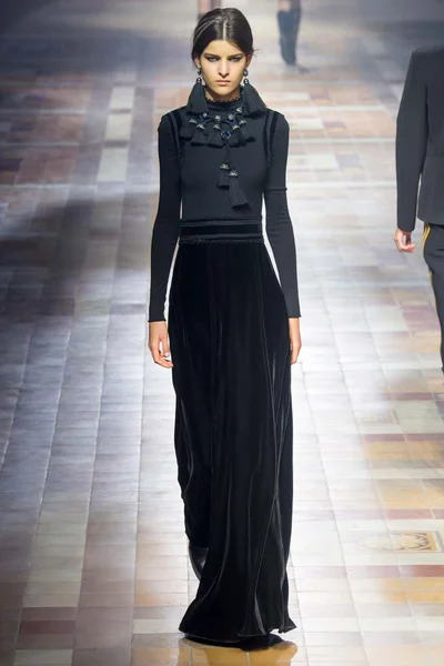 Look 42